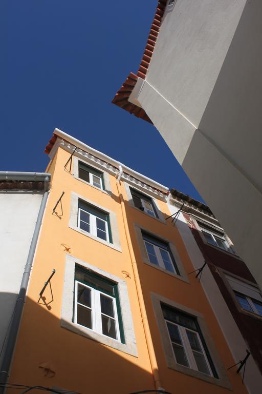 Little Duplex In Alfama Lägenhet Lisboa Exteriör bild